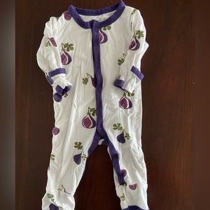 Kyte baby. Snap romper. Figs